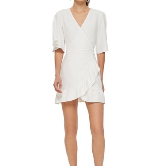 Topshop ruffle mini dress in PINK 🎀 - Picture 2 of 5